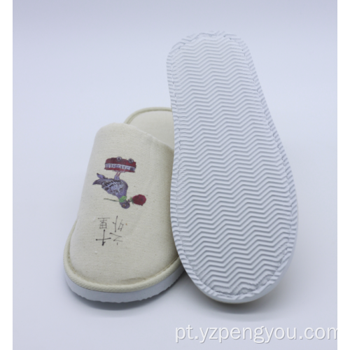 Slipper de cor creme mais vendida para hotel